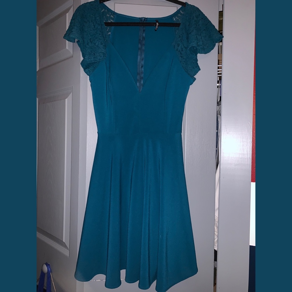 Lulu’s Teal Dress with Lace Sleeves